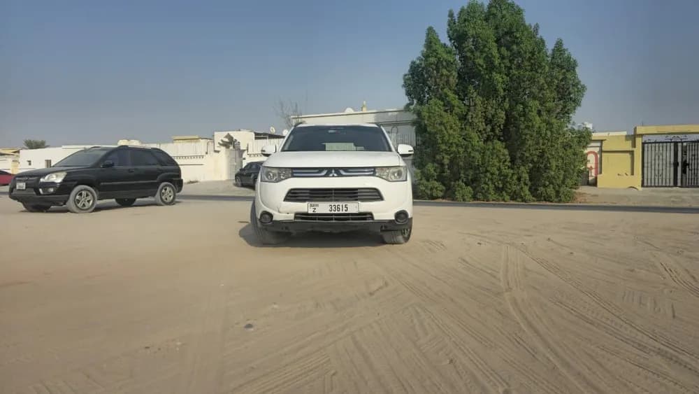 Used Mitsubishi Outlander 2.4L GLX 7-Seater 2014