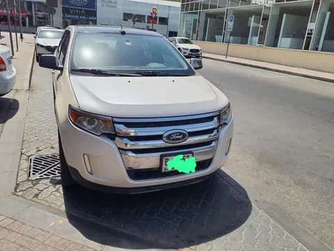 فورد إيدج 3.5L 2014 مستعملة فورد إيدج 3.5L 2014 مستعملة used_cars.forSale