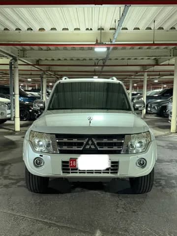 Used Mitsubishi Pajero 3.5L 3 Door Mid 2013 Used Mitsubishi Pajero 3.5L 3 Door Mid 2013 for sale