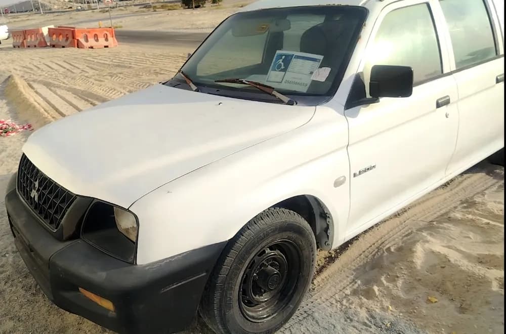 ميتسوبيشي إل200 2.4L Double Cab GLS (4WD) 2003 مستعملة