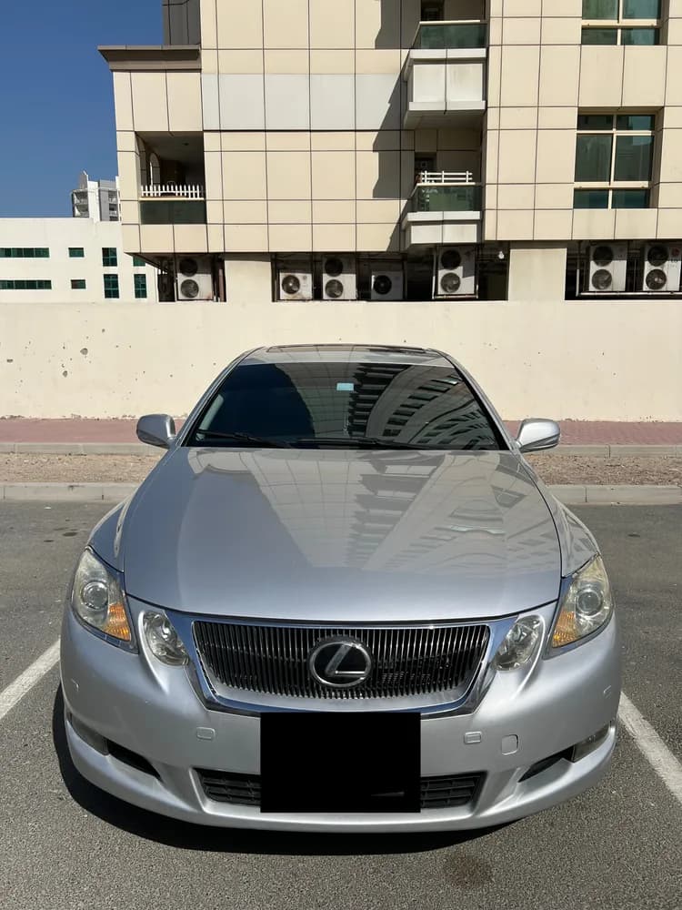 لكزس جي أس 4 door 3.5L 2009 مستعملة