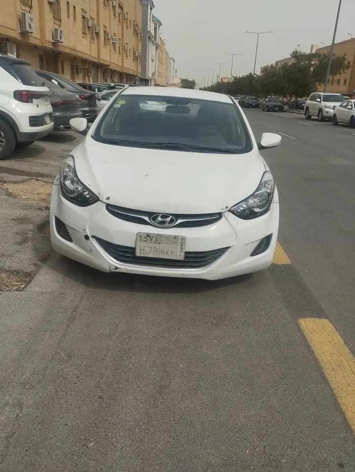 Used Hyundai Elantra 2012