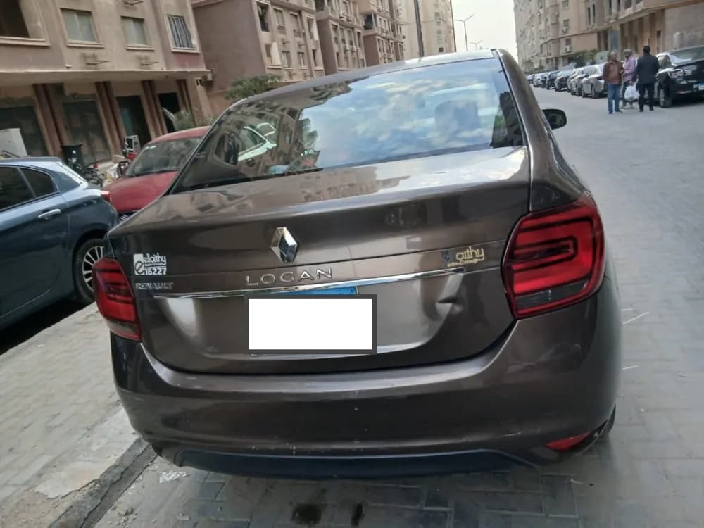Used Renault Logan Mid 2018