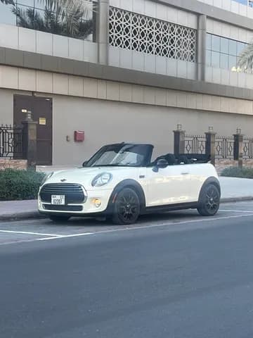 ميني المكشوفة Cooper 2017 مستعملة ميني المكشوفة Cooper 2017 مستعملة used_cars.forSale