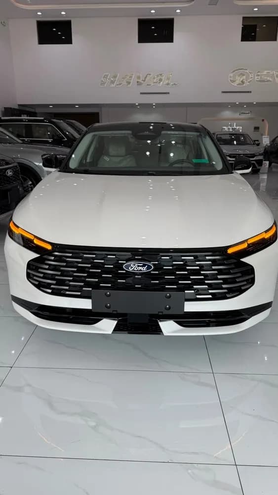New Ford Taurus 2.0L EcoBoost Titanium Plus 2026