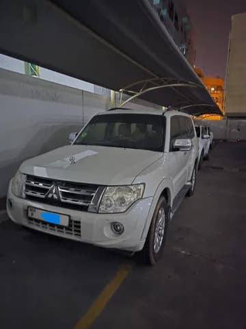 ميتسوبيشي باجيرو 3.8L 5 Door Full 2014 مستعملة ميتسوبيشي باجيرو 3.8L 5 Door Full 2014 مستعملة used_cars.forSale