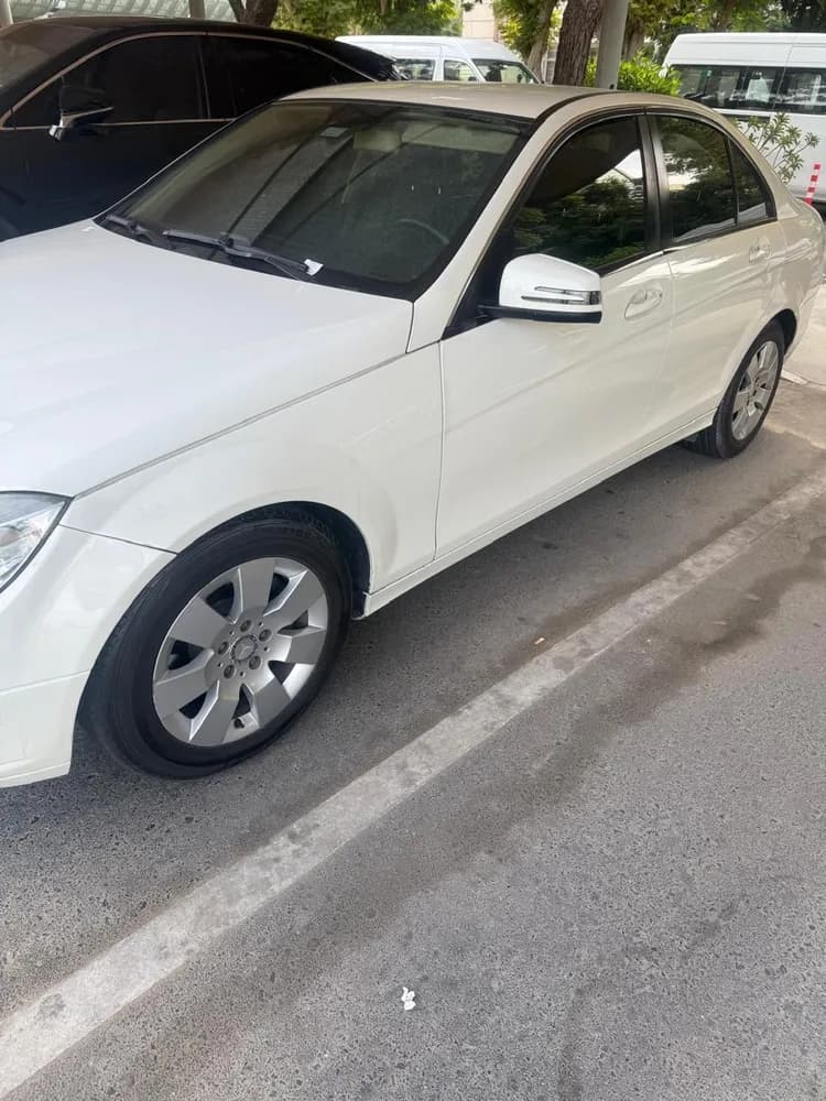 Used Mercedes-Benz C-Class C 180 2011