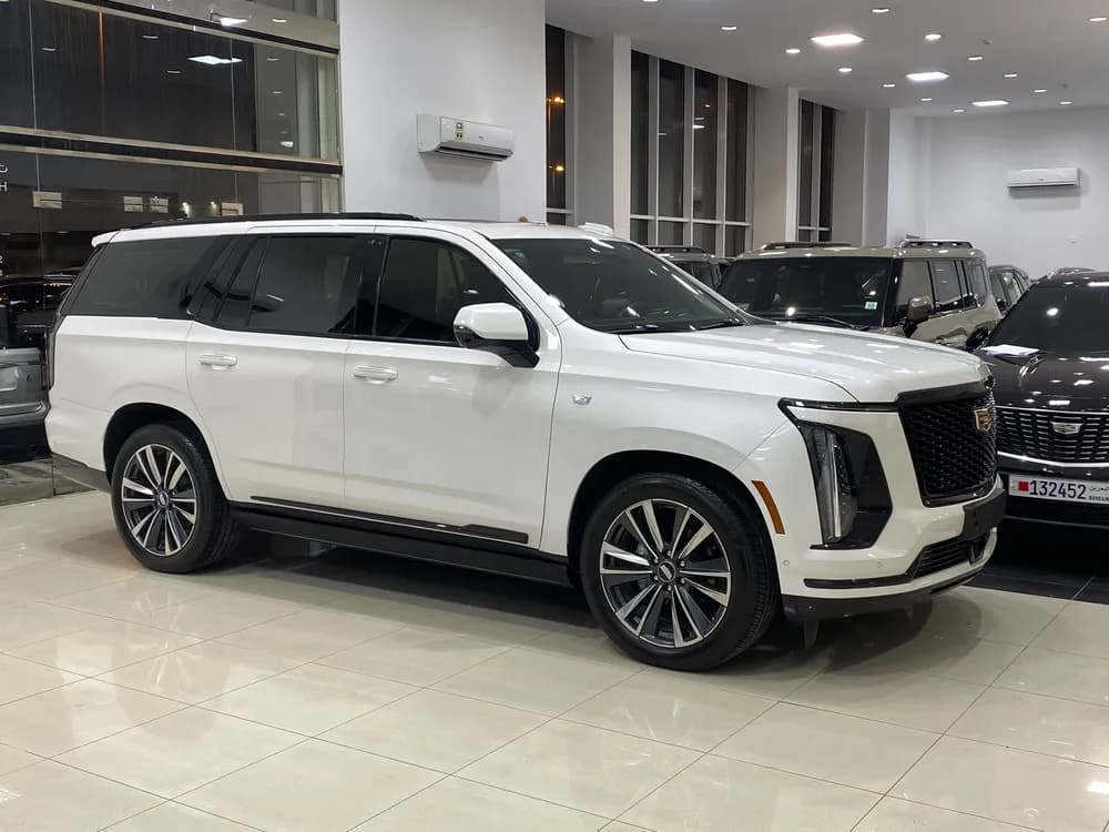 Used Cadillac ESCALADE 6.2L 2025