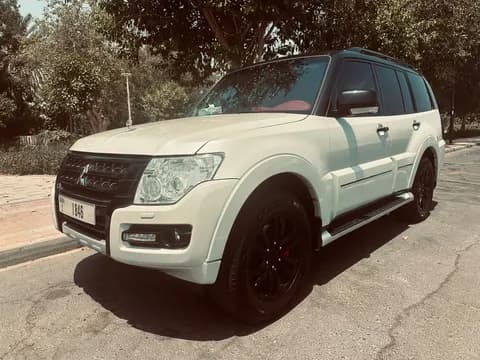 Used Mitsubishi Pajero GLS V6 2017 Used Mitsubishi Pajero GLS V6 2017 for sale