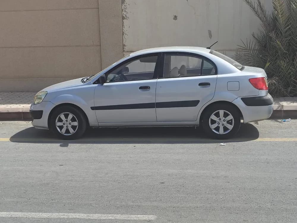 كيا ريو 4 Door Sedan 1.4L 2009 مستعملة