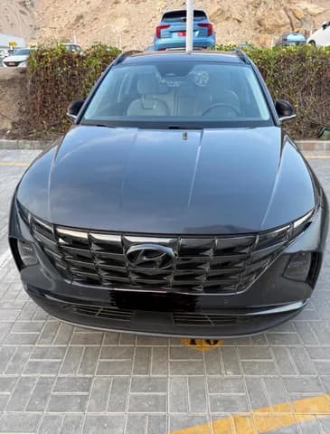 هيونداي توسان 2.0L Mid Option (AWD) 2023 مستعملة هيونداي توسان 2.0L Mid Option (AWD) 2023 مستعملة للبيع