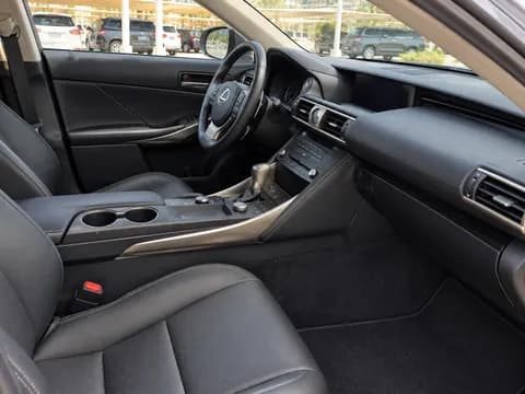 Used Lexus IS 300 2018 Used Lexus IS 300 2018 for sale
