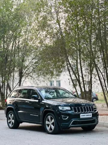 Used Jeep Grand Cherokee Limited 2014 Used Jeep Grand Cherokee Limited 2014 used_cars.forSale