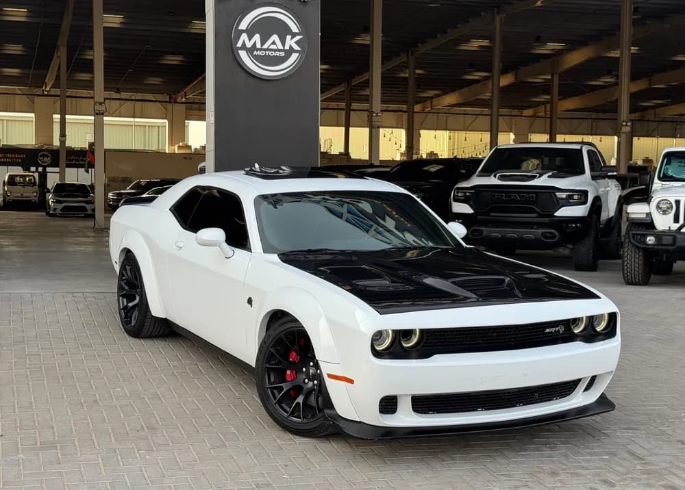 Used Dodge Challenger Hellcat SRT V8 2017
