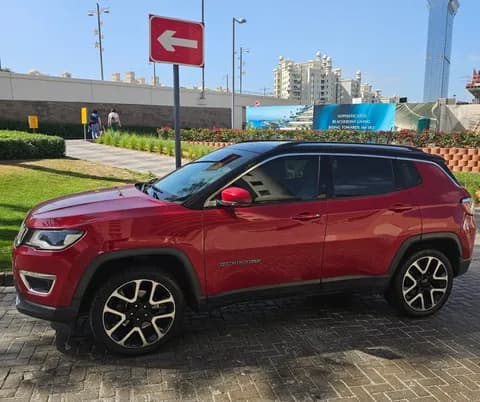 جيب كومباس لمتيد 2019 مستعملة جيب كومباس لمتيد 2019 مستعملة used_cars.forSale