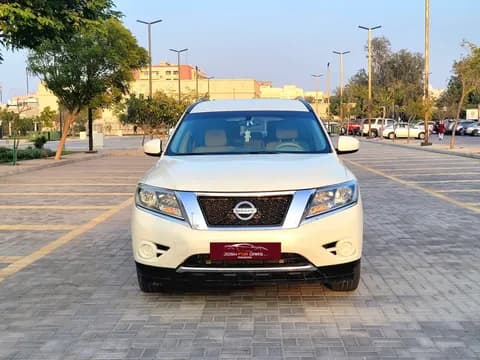 Used Nissan Pathfinder 3.5L SL 4WD 2015 Used Nissan Pathfinder 3.5L SL 4WD 2015 used_cars.forSale