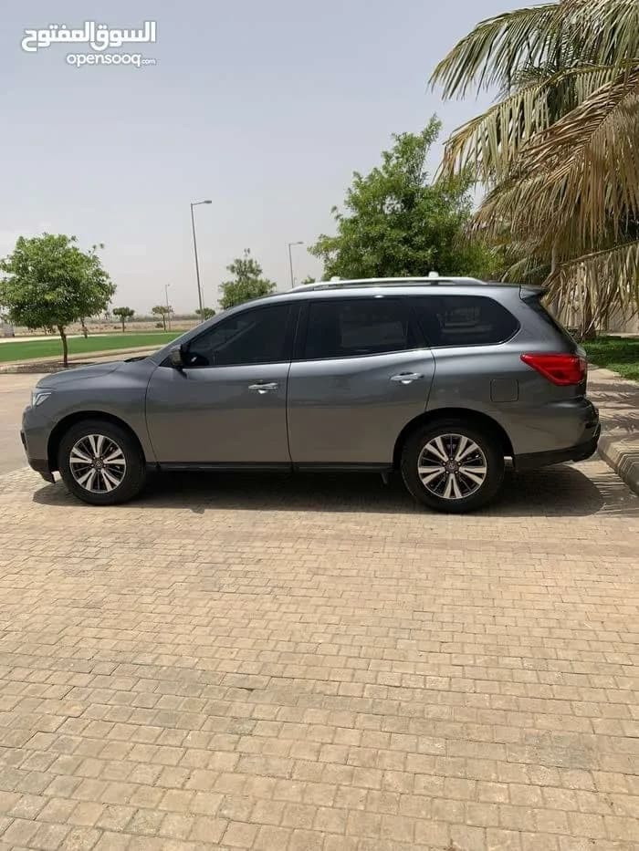 Used Nissan Pathfinder 3.5L SV 4WD 2017 Used Nissan Pathfinder 3.5L SV 4WD 2017 used_cars.forSale