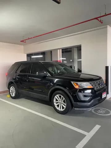 Used Ford Explorer 3.5LV6 XLT 2016 Used Ford Explorer 3.5LV6 XLT 2016 used_cars.forSale