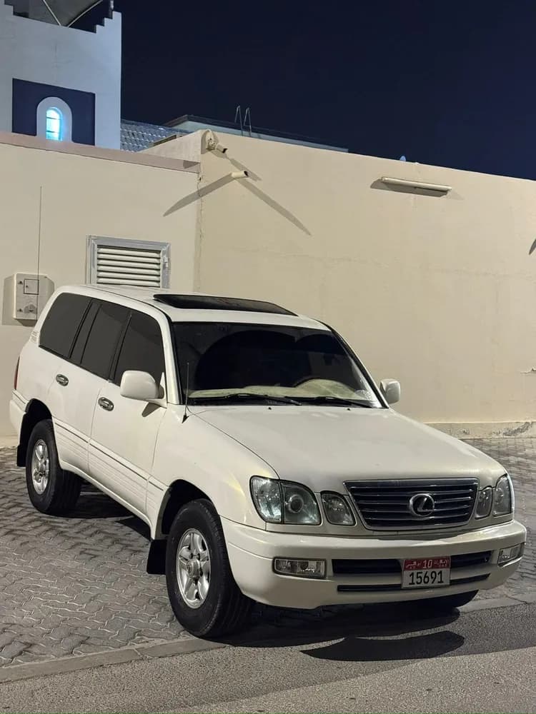 Used Lexus LX 5 door 5.7L 2000