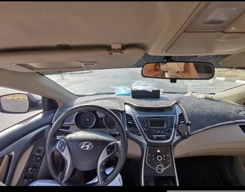 Used Hyundai Elantra 1.6L 2015 Used Hyundai Elantra 1.6L 2015 for sale