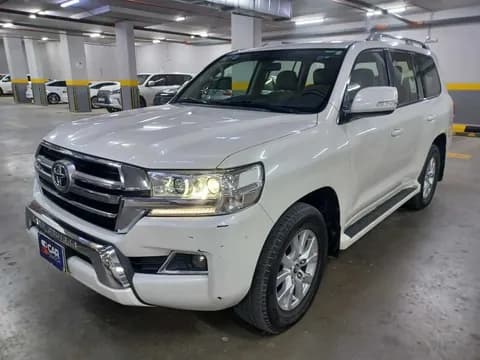 Used Toyota Land Cruiser 4.0L GXR2 2020 Used Toyota Land Cruiser 4.0L GXR2 2020 used_cars.forSale