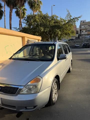 Used Kia Carnival 3.5L LX 2011 Used Kia Carnival 3.5L LX 2011 used_cars.forSale