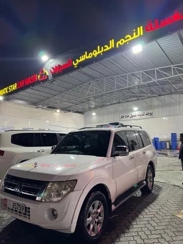 Used Mitsubishi Pajero 3.5L 5 Door Full 2014 Used Mitsubishi Pajero 3.5L 5 Door Full 2014 for sale