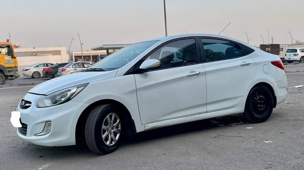 هيونداي اكسنت 1.6L Full Option 2013 مستعملة