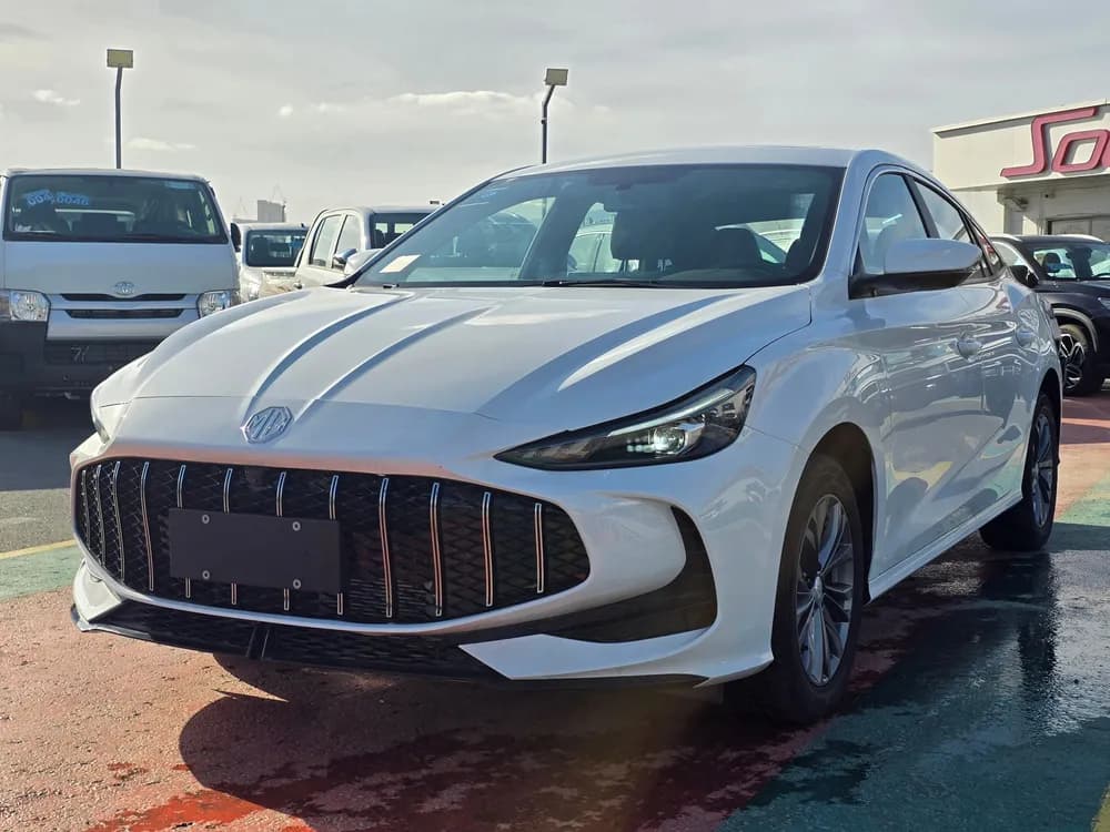 New MG 5 1.5L LUX 2025