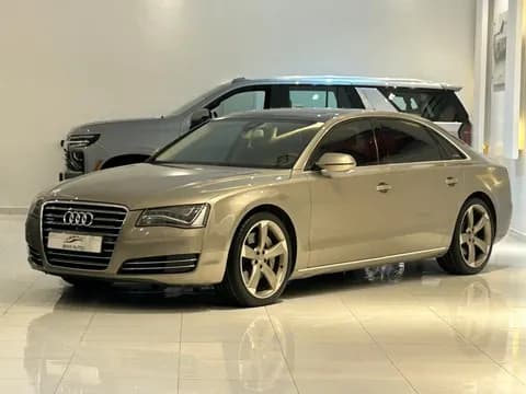 أودي أي8 أل 4.0L (420 HP) 2013 مستعملة أودي أي8 أل 4.0L (420 HP) 2013 مستعملة used_cars.forSale
