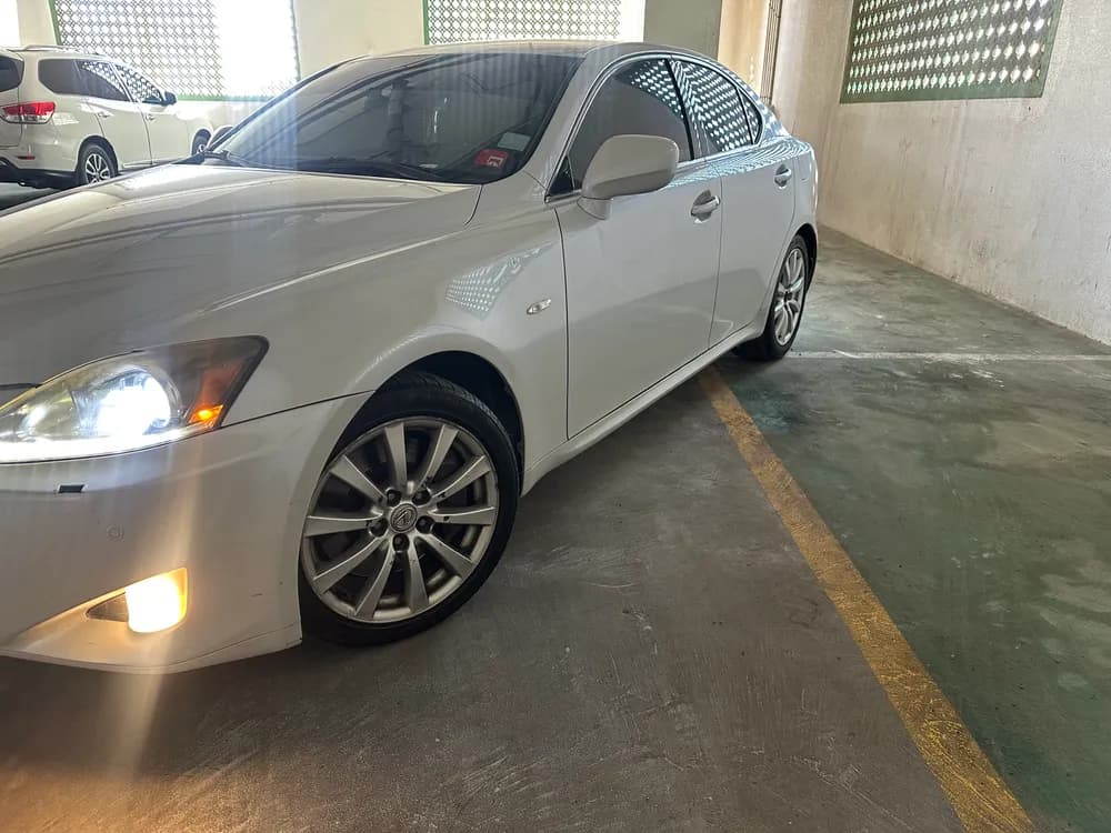 Used Lexus IS 300 4 door 3.0L 2007