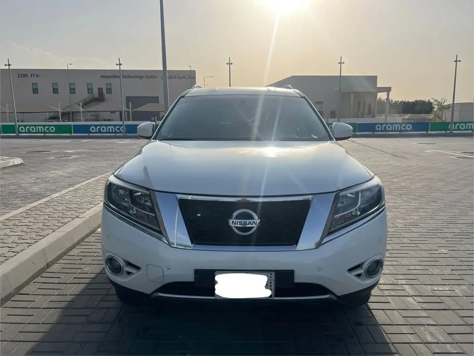 Used Nissan Pathfinder 2014