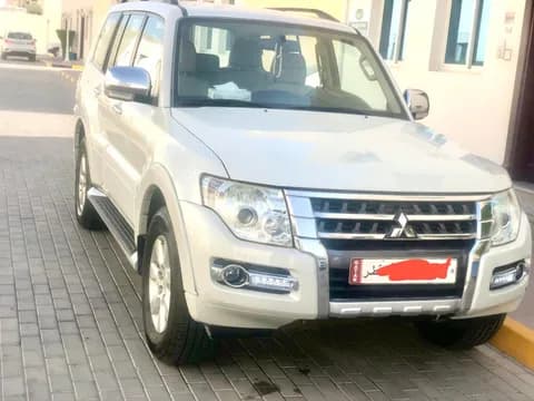 Used Mitsubishi Pajero 3.5L 5 Door 2017 Used Mitsubishi Pajero 3.5L 5 Door 2017 used_cars.forSale