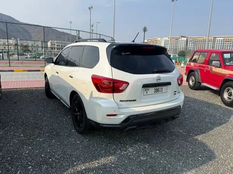 نيسان باثفايندر 3.5L Midnight Edition (AWD) 2019 مستعملة نيسان باثفايندر 3.5L Midnight Edition (AWD) 2019 مستعملة used_cars.forSale