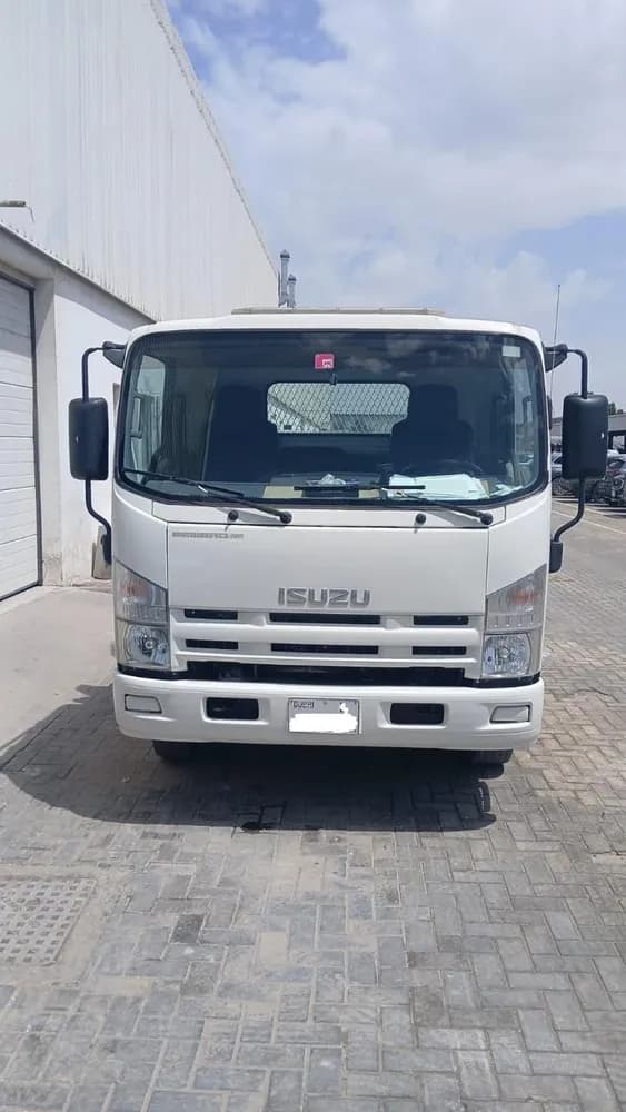 Used Isuzu Reward 2017