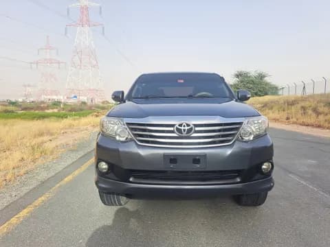 Used Toyota Fortuner 2.7L EXR 2014 Used Toyota Fortuner 2.7L EXR 2014 used_cars.forSale
