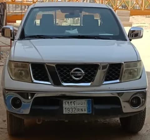 نيسان نافارا SE 4x2 (5-Seater) A/T 2013 مستعملة نيسان نافارا SE 4x2 (5-Seater) A/T 2013 مستعملة للبيع