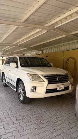 مستعملة لكزس أل أكس 570 5 door 5.7L 2012 مستعملة لكزس أل أكس 570 5 door 5.7L 2012 used_cars.forSale