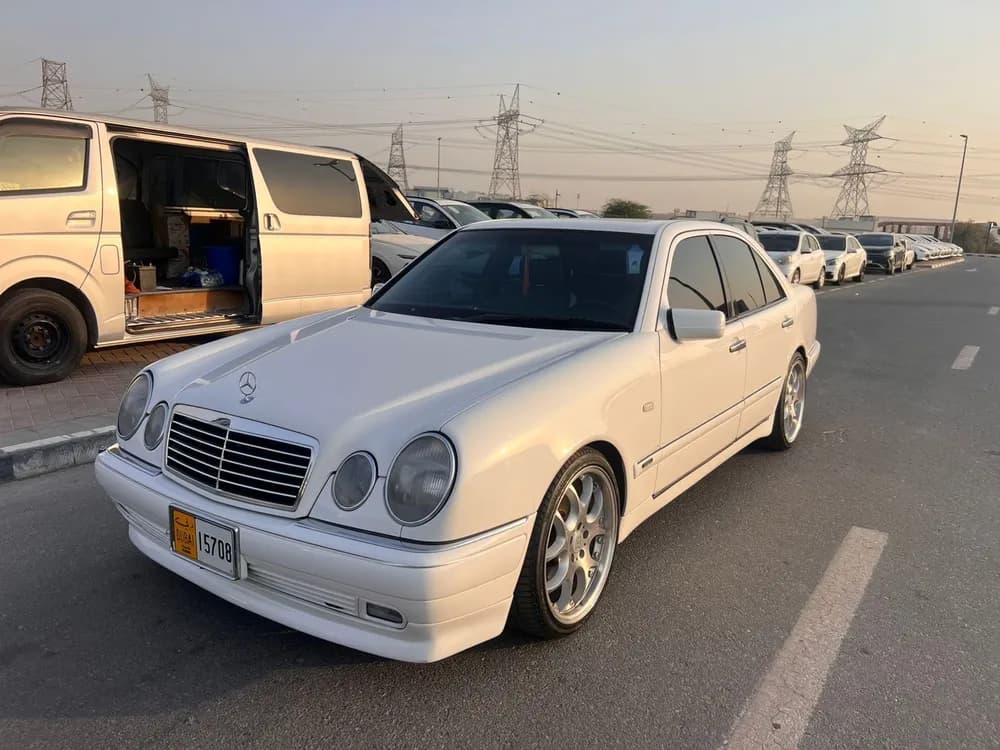 Used Mercedes-Benz E320 1996
