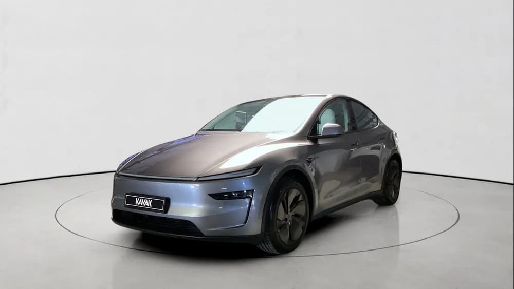 تسلا Model Y 2025 مستعملة