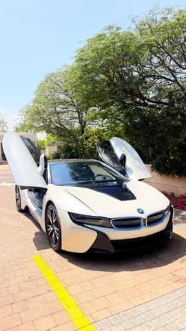 Used BMW i8 Plug-in Hybrid 2015 Used BMW i8 Plug-in Hybrid 2015 used_cars.forSale