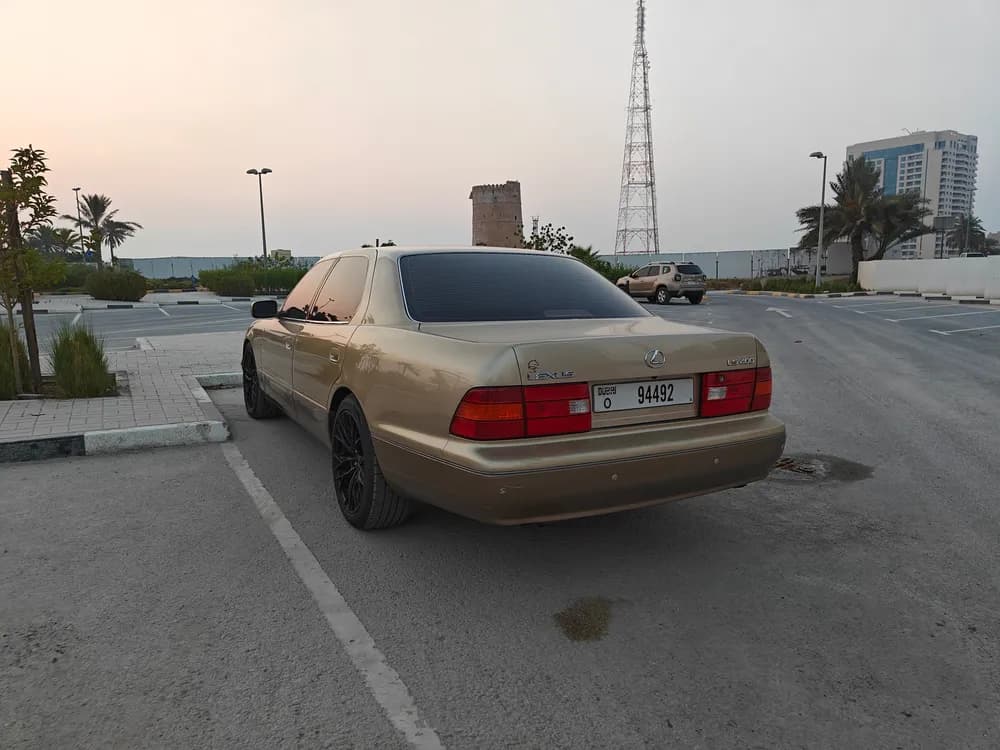 Used Lexus LS 400 1990
