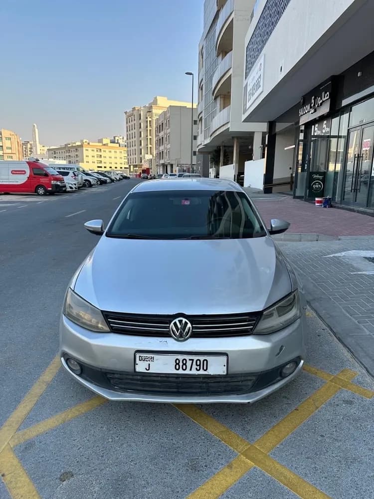Used Volkswagen Jetta 1.6 Sedan 2012