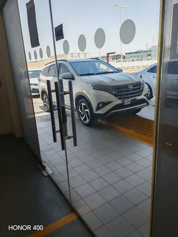 Used Toyota Rush 1.5L STD (7-Seater) 2022 Used Toyota Rush 1.5L STD (7-Seater) 2022 for sale