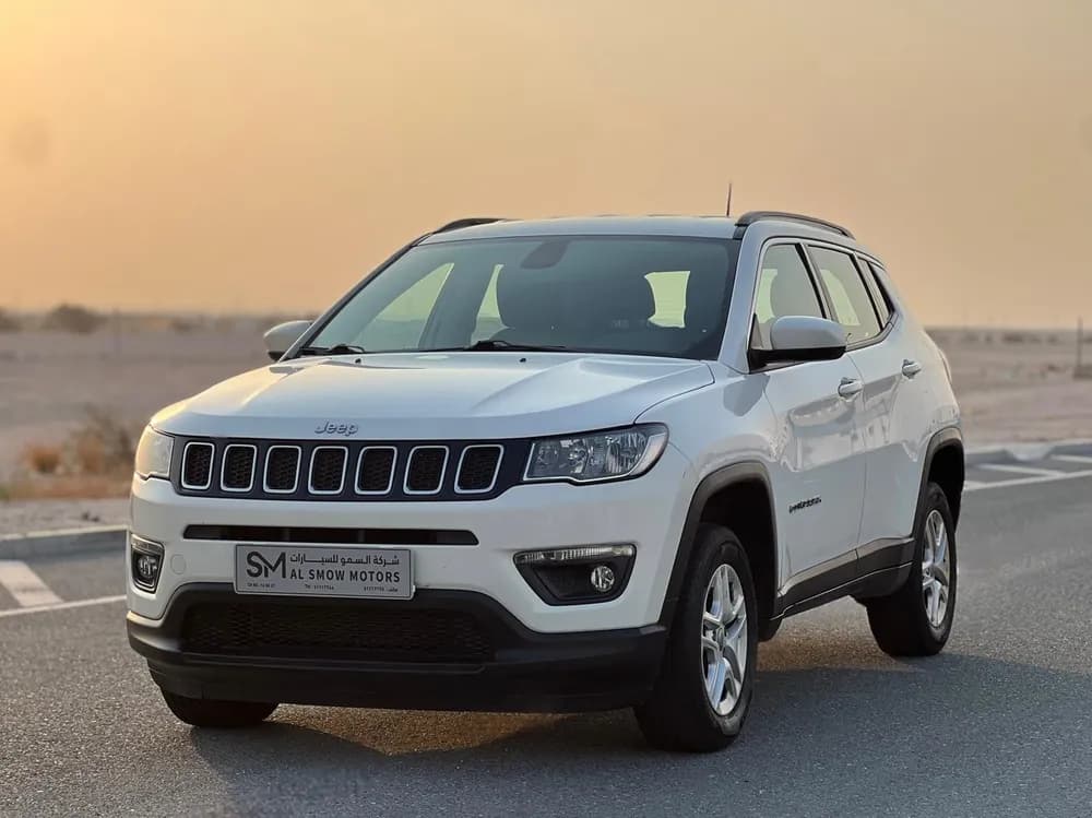 جيب كومباس 2.4L Longitude (4x4) 2021 مستعملة