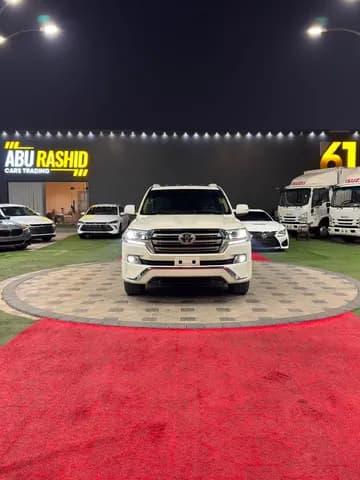 تويوتا لاند كروزر 4.0 GXR 2020 مستعملة تويوتا لاند كروزر 4.0 GXR 2020 مستعملة used_cars.forSale