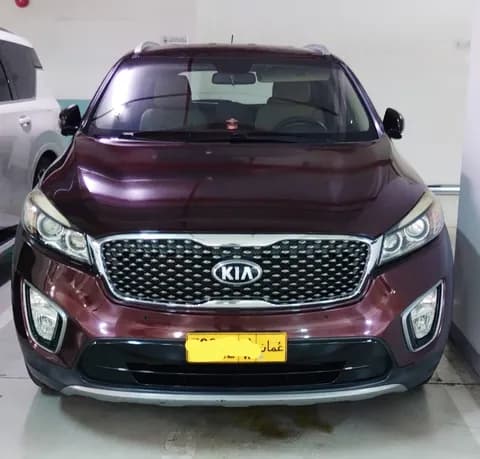 كيا سورينتو 3.3L Mid Option (AWD) 2015 مستعملة