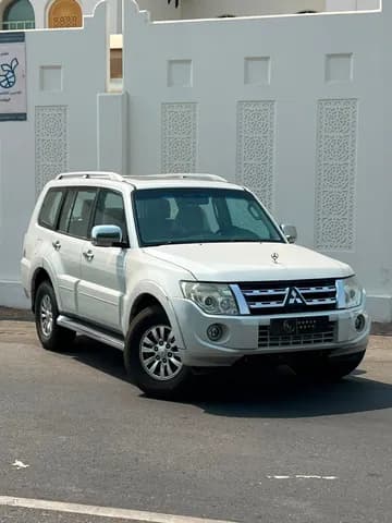Used Mitsubishi Pajero 3.5L GLS 5 Door 2013 Used Mitsubishi Pajero 3.5L GLS 5 Door 2013 used_cars.forSale
