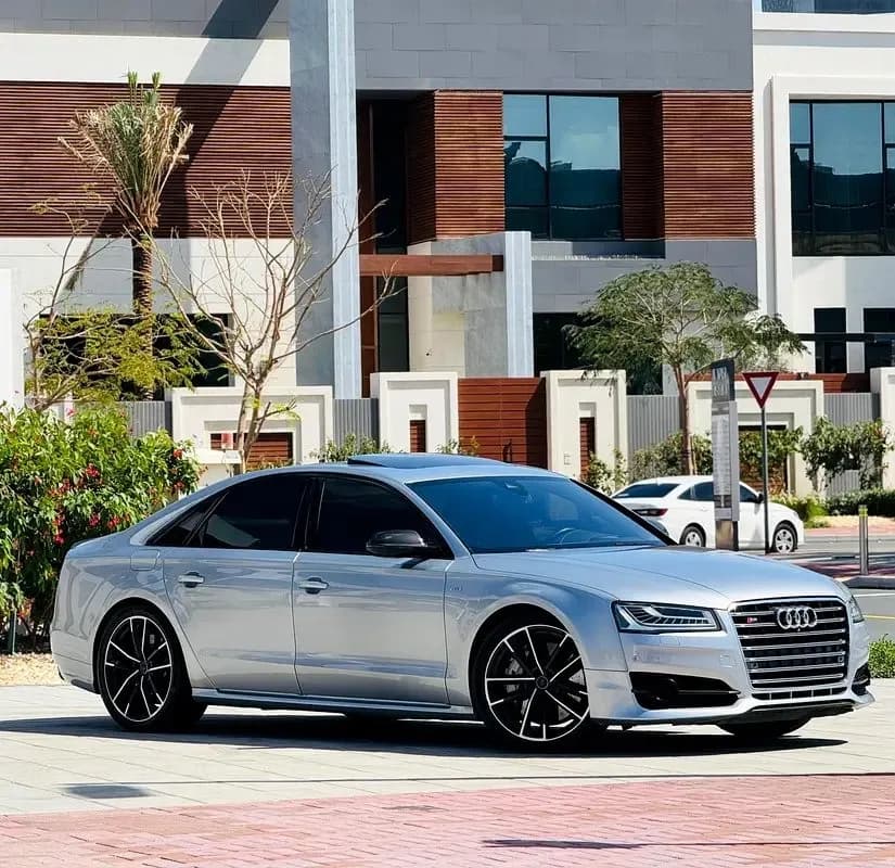 Used Audi S8 Plus 4.0 TFSI quattro (605 HP) 2016