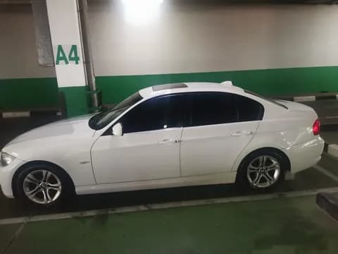 Used BMW 3 Series Sedan 316i 2011 Used BMW 3 Series Sedan 316i 2011 used_cars.forSale